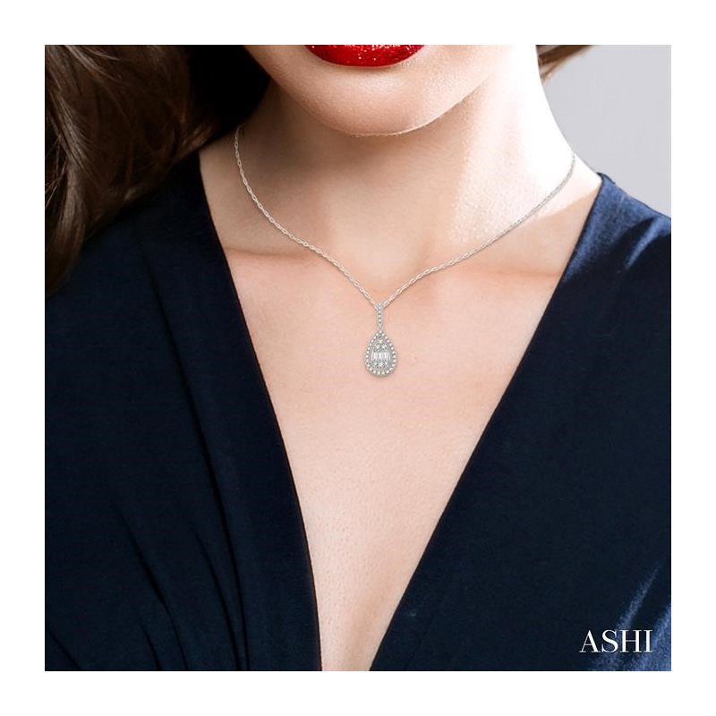 ASHI Pear Shape Halo Fusion Diamond Pendant 932H5PJFHPDWG