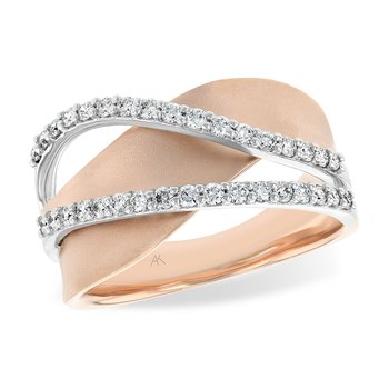 14KT Gold Ladies Wedding Ring M151-10332