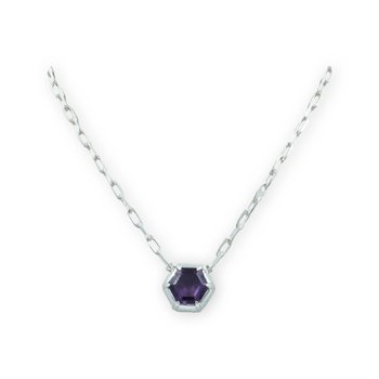 Shy Creation 0.17Ct Diamond & 1.36Ct Mother Of Pearl 14K Y/G Shy Creation 0.17Ct Diamond & 1.36Ct Mother Of Pearl 14K Y/G