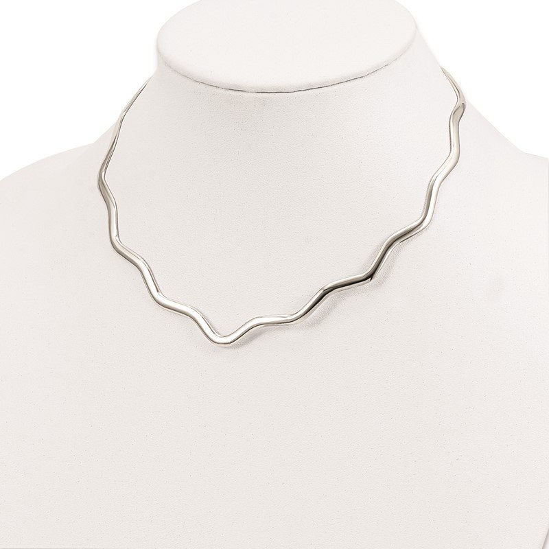 BRAND NEW 925 Sterling Silver Wavy top V-Shape Neck Collar - Model: QG1750