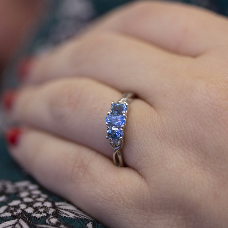 10K White Gold Colored Stone shops Ring