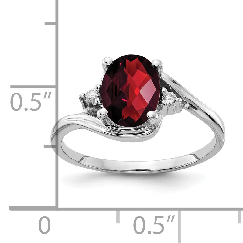 14k White Gold 8x6mm Oval Garnet and Diamond Ring