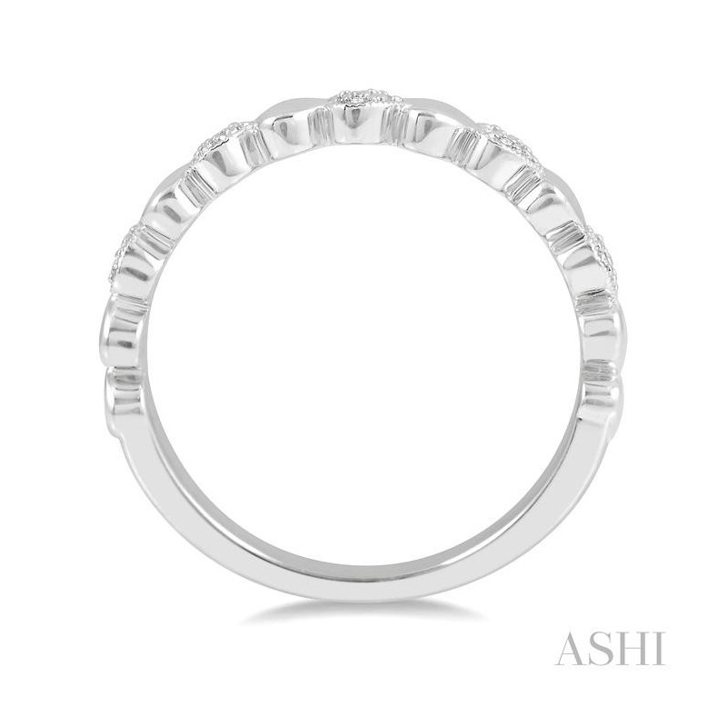 ASHI Silver Puffed Heart Shape Diamond Band 84109CGSSSLRG