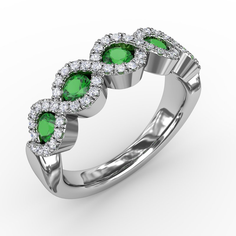 Emerald ring near me hotsell