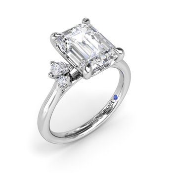 Elegant Emerald Cut Diamond Engagement Ring S4418