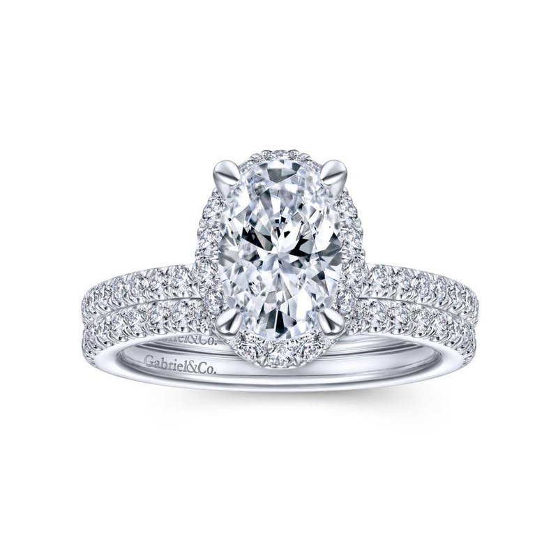 14K White Gold Oval Halo Diamond Engagement Ring