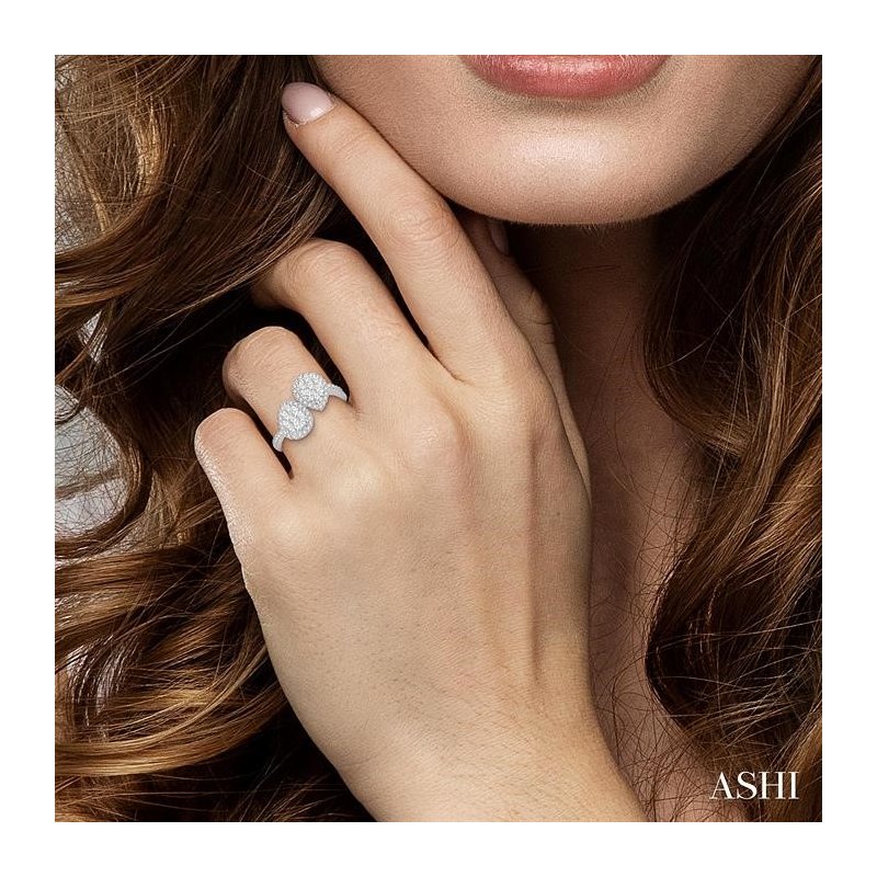 Crocker's Collection Pear Shape 2 Stone Halo Lovebright Crocker's Collection Pear Shape 2 Stone Halo Lovebright